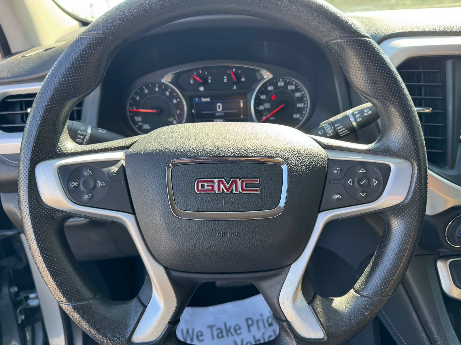 Used 2023 GMC Acadia SLE w/ Driver Convenience Package FWD image 29