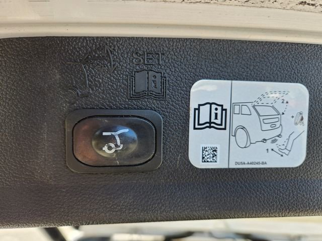 Used 2019 Ford Escape Titanium image 19