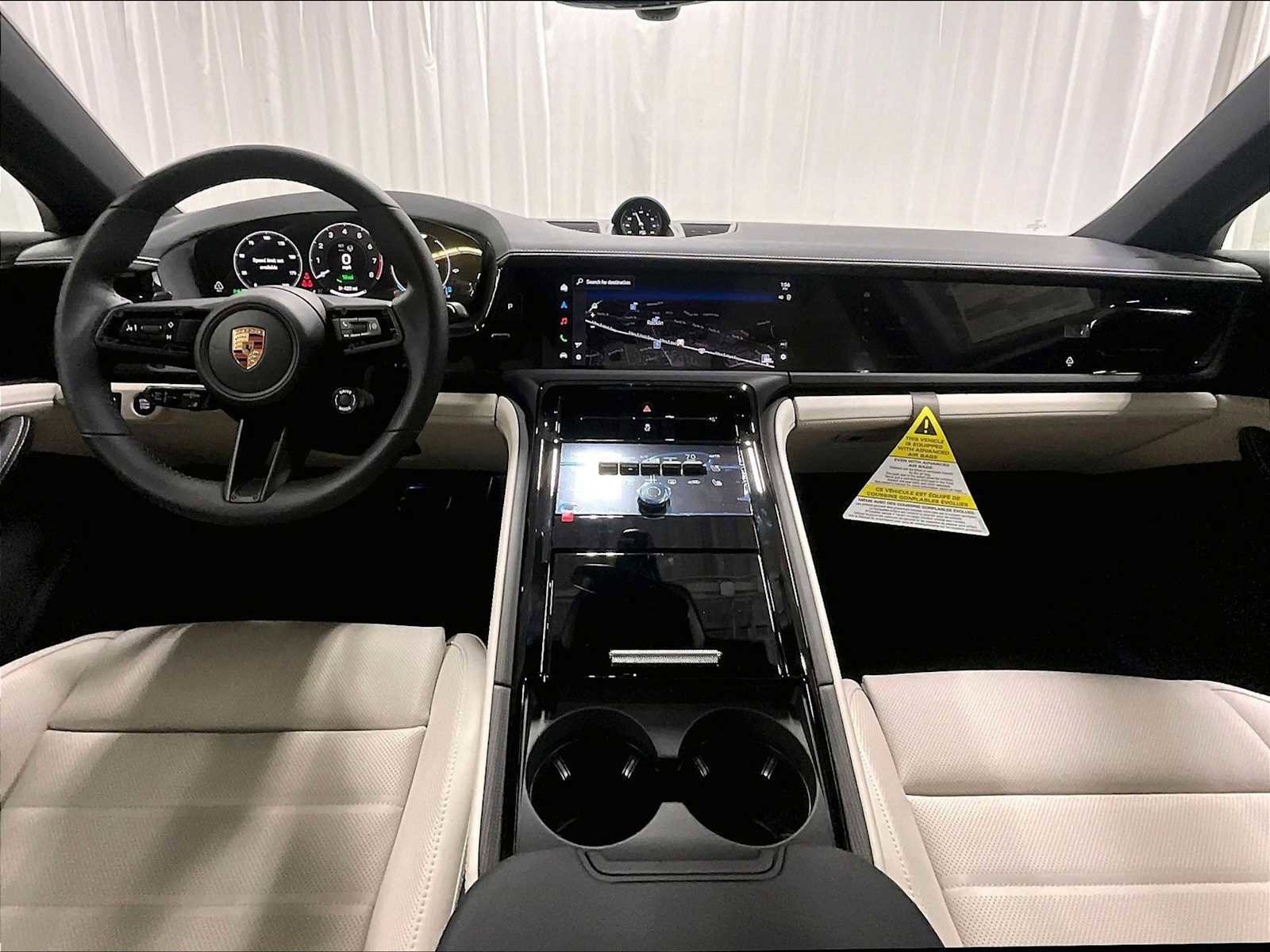 Used 2026 Porsche Panamera 4 image 17