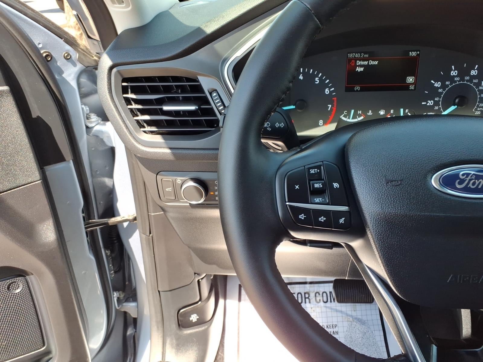 Used 2022 Ford Escape SE w/ Convenience Package FWD image 28