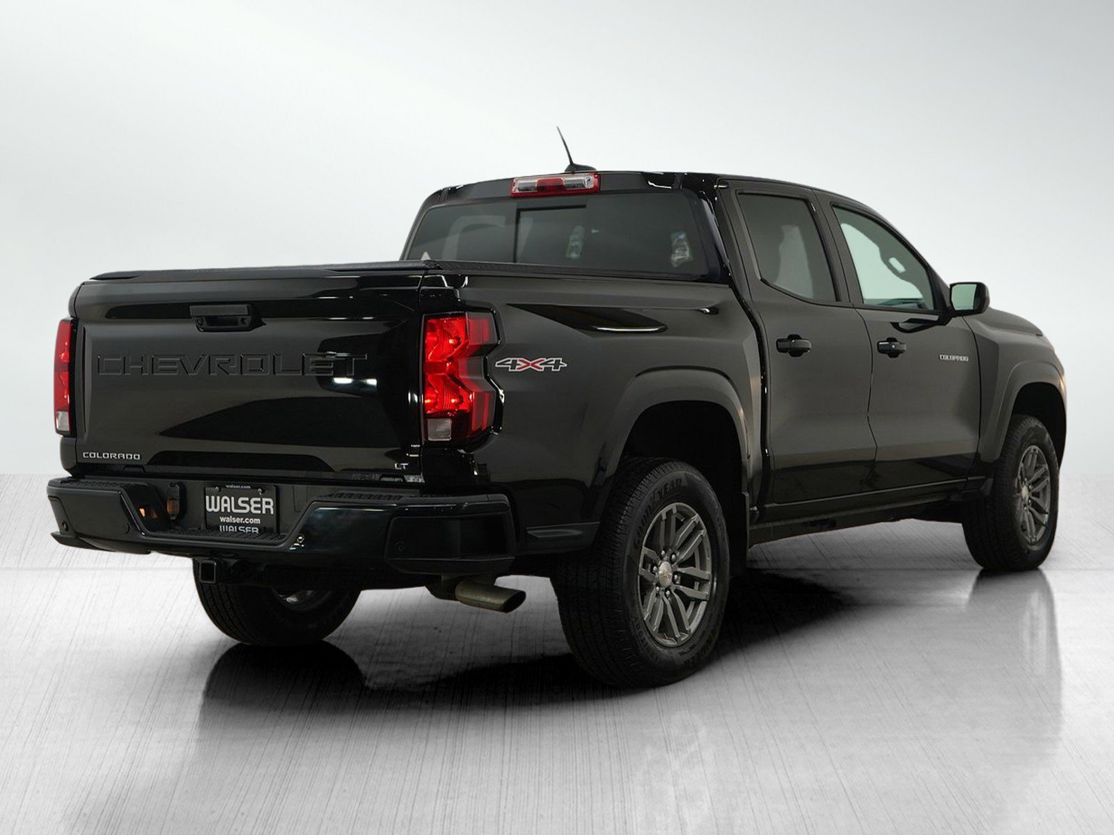 Used 2023 Chevrolet Colorado LT w/ LT Convenience Package II image 5