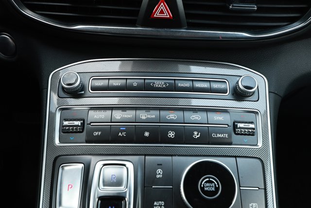 Used 2023 Hyundai Santa Fe SEL FWD image 18