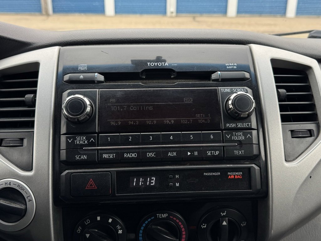 Used 2012 Toyota Tacoma 4x4 Double Cab image 2