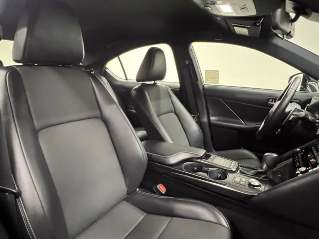 Certified 2025 Lexus IS 300 F Sport RWD image 11