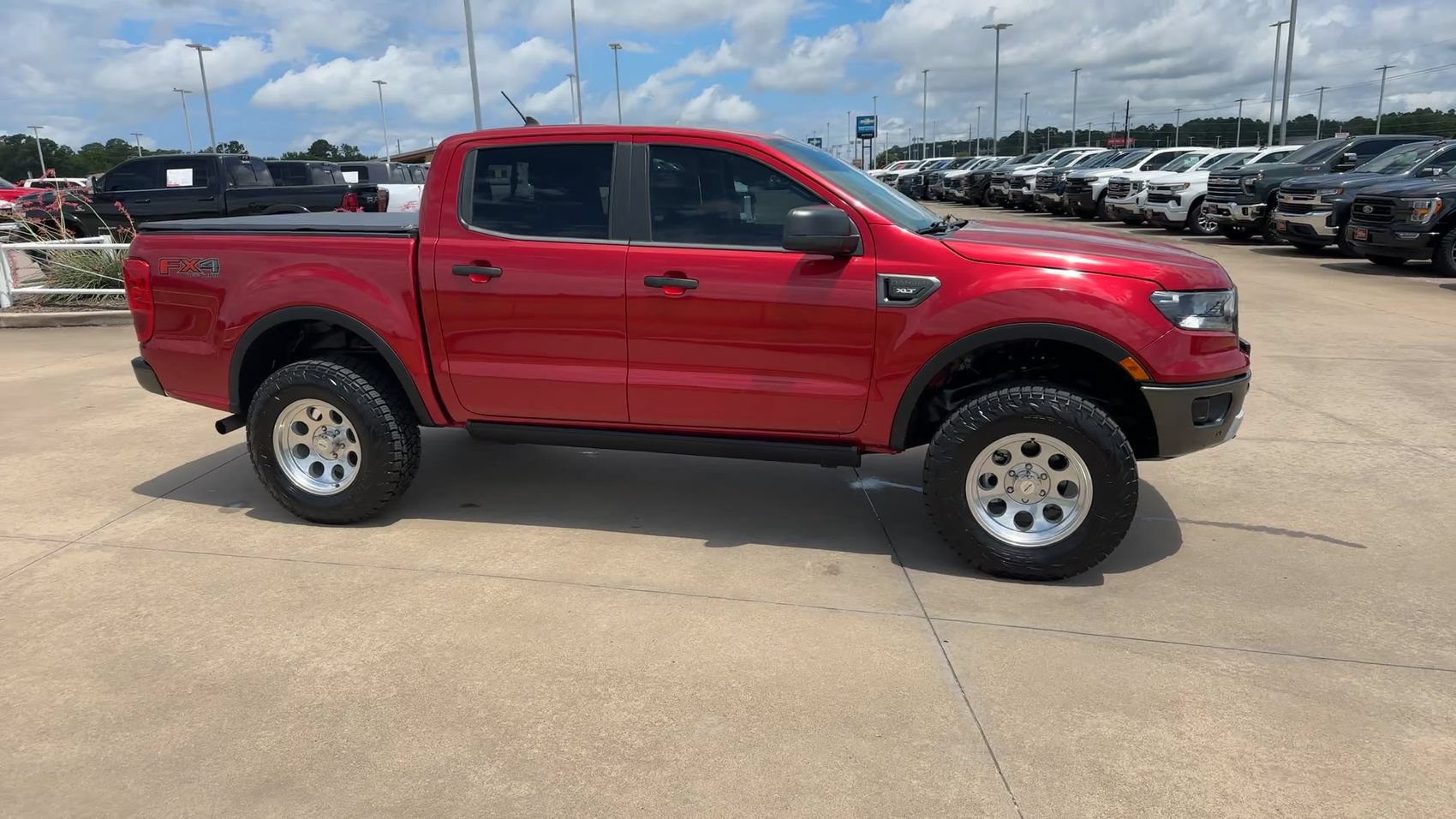 Used 2021 Ford Ranger XLT w/ Equipment Group 302A High AWD/4WD image 9