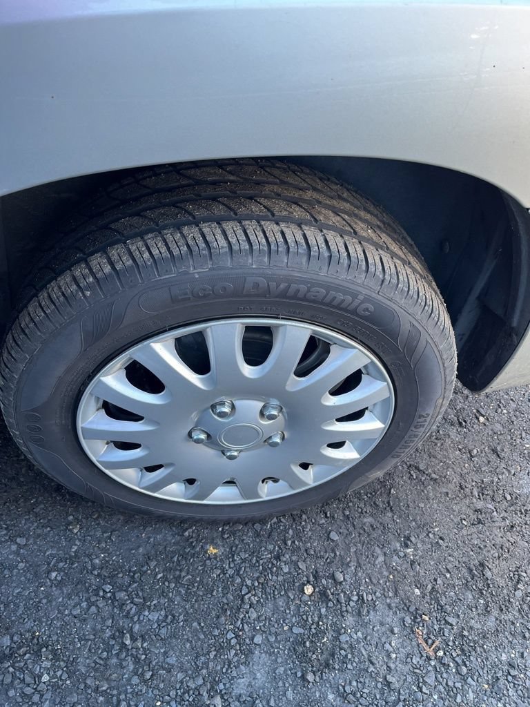 Used 2008 Chevrolet HHR LT FWD image 15