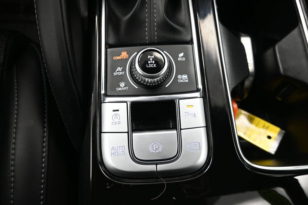 Certified 2025 Kia Telluride SX Prestige X-Line AWD/4WD image 25