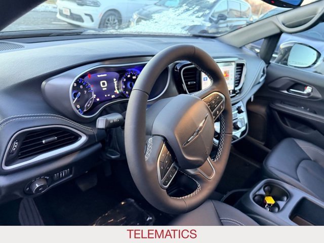 New 2026 Chrysler Pacifica Select image 18