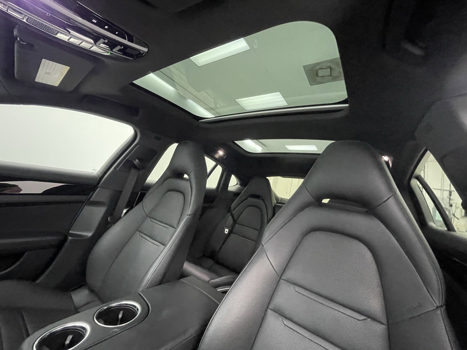 Certified 2023 Porsche Panamera image 24