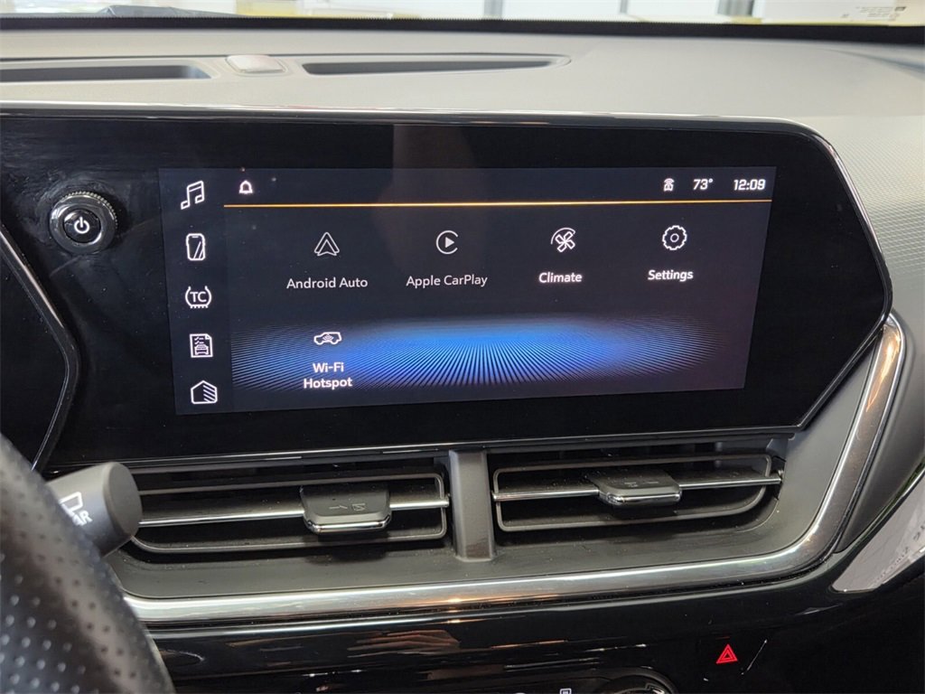 Certified 2024 Chevrolet Trax RS w/ Sunroof Package image 29