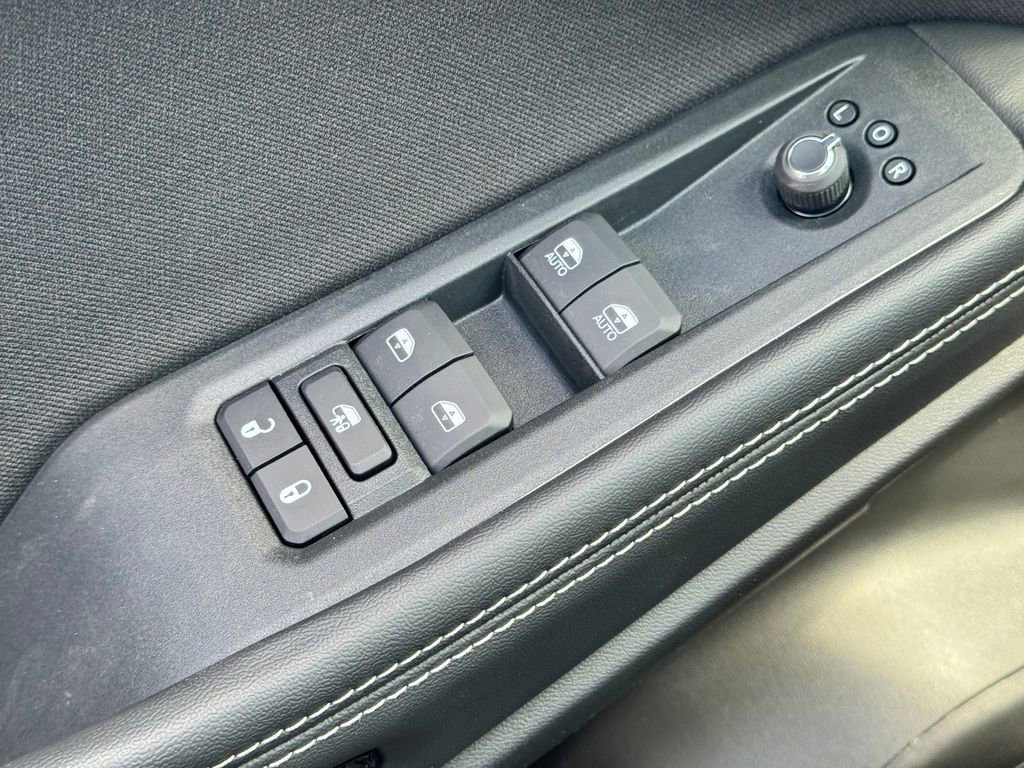 New 2026 Jeep Cherokee Laredo AWD/4WD image 23