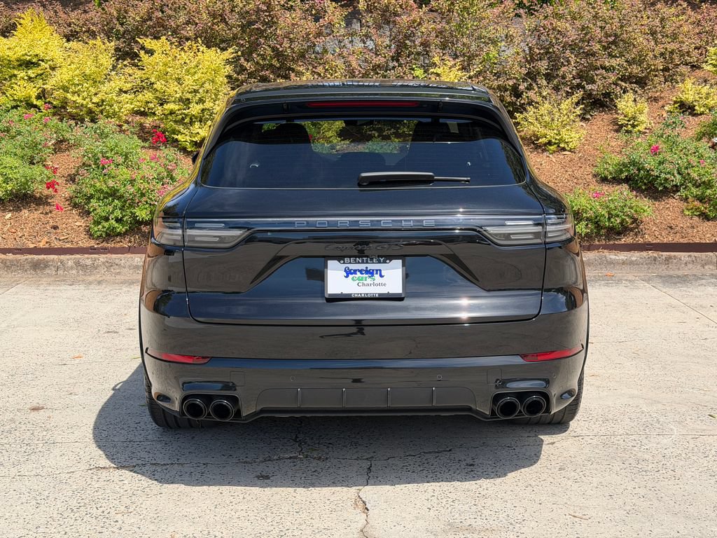 Used 2023 Porsche Cayenne GTS w/ Assistance Package AWD/4WD image 4