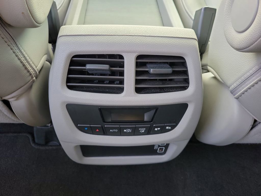 Used 2021 Honda Pilot EX-L image 12