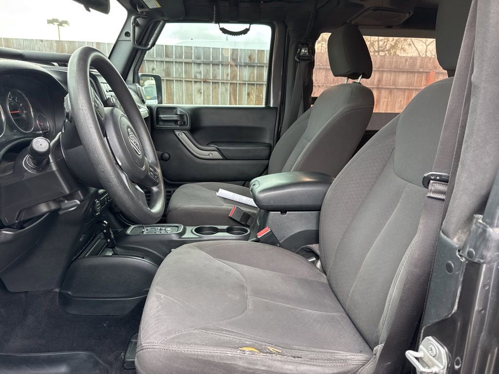 Used 2017 Jeep Wrangler Sport AWD/4WD image 8
