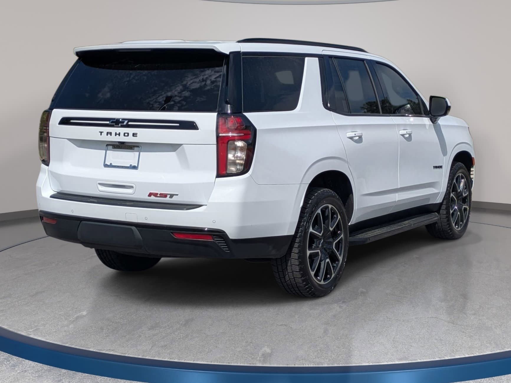 Used 2023 Chevrolet Tahoe RST image 5