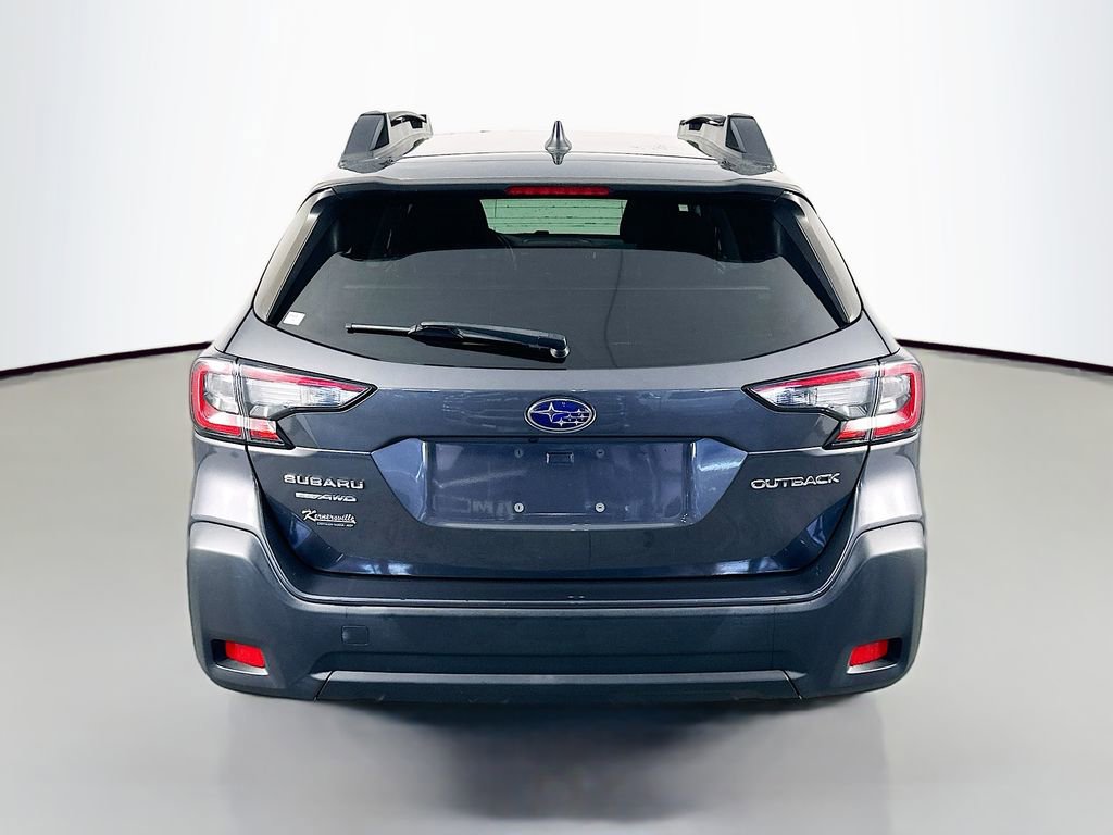 Used 2023 Subaru Outback Premium AWD/4WD image 6