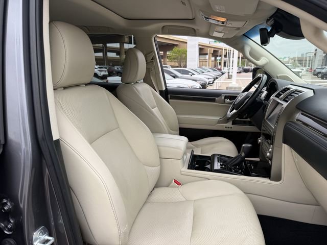 Used 2021 Lexus GX 460 Luxury w/ Off Road Package AWD/4WD image 30