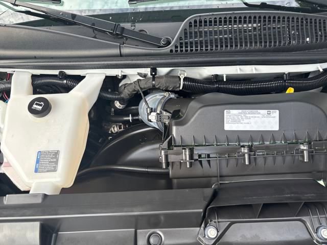 Used 2023 GMC Savana 2500 w/ Driver Convenience Package image 26