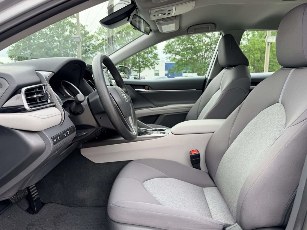 Certified 2022 Toyota Camry LE FWD image 19