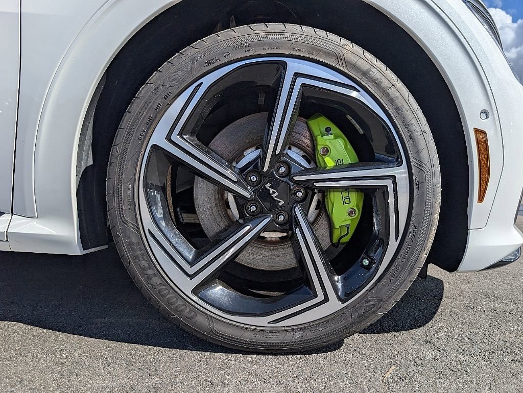 Used 2023 Kia EV6 GT image 17