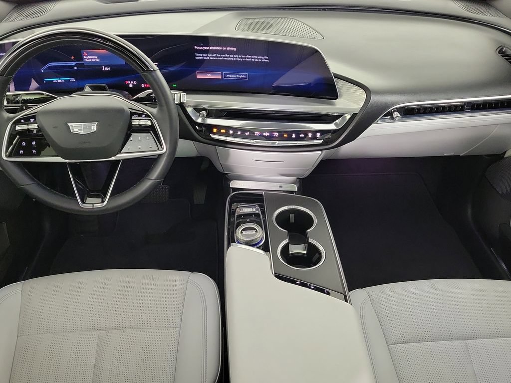 Used 2024 Cadillac Lyriq Sport AWD/4WD image 16