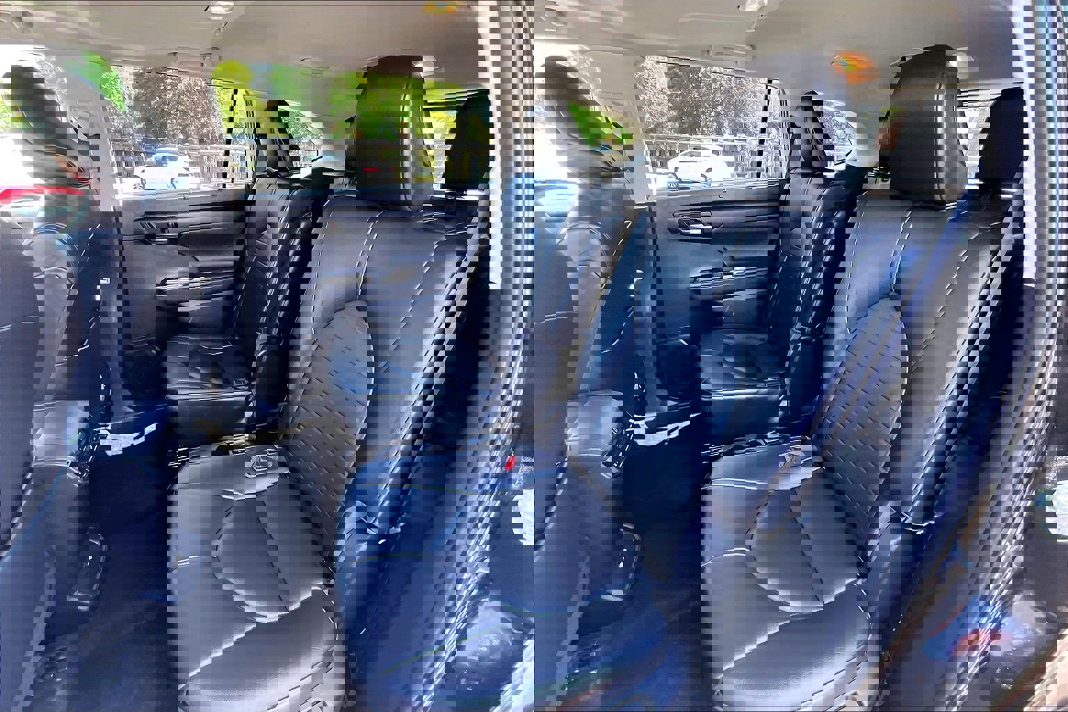 Used 2021 Toyota Highlander XLE image 25