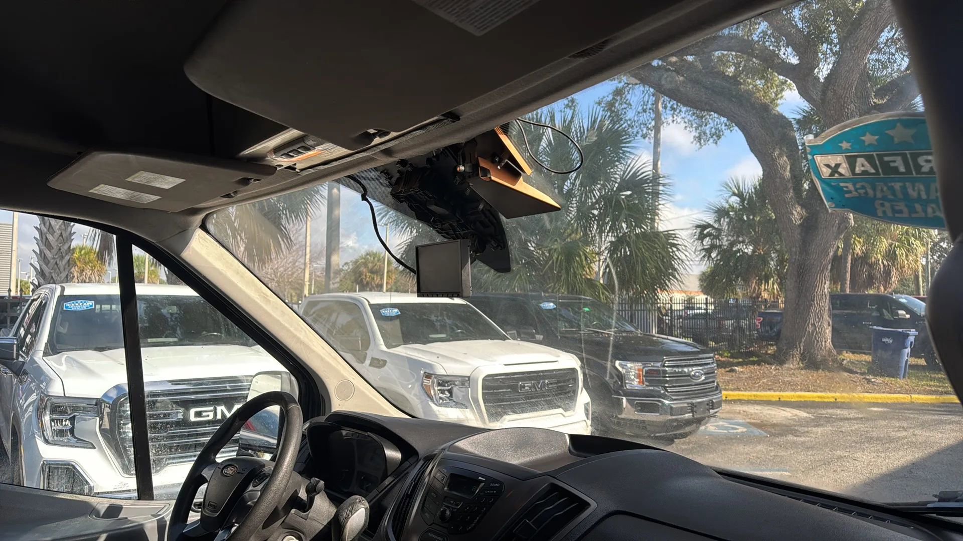 Used 2019 Ford Transit 250 148 High Roof Extended RWD image 11