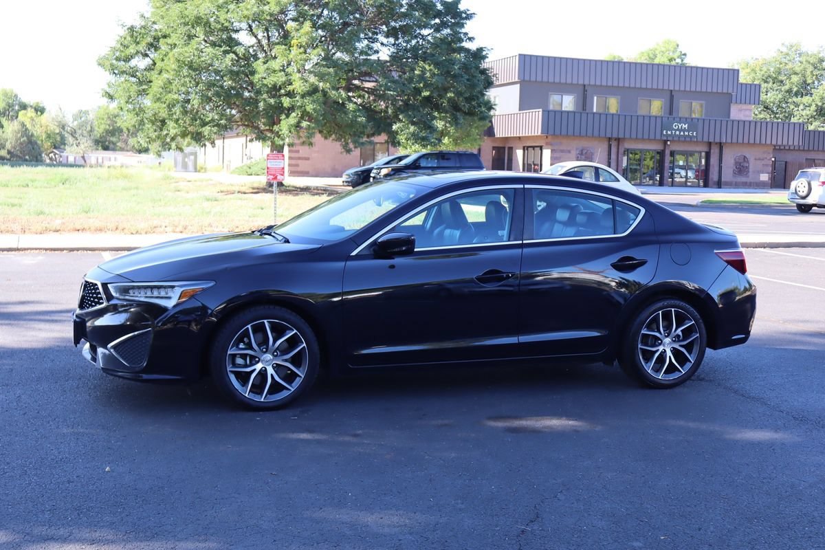 Used 2020 Acura ILX w/ Premium Package FWD image 10