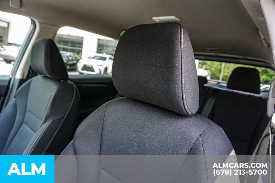Used 2024 Nissan Rogue S AWD/4WD image 17