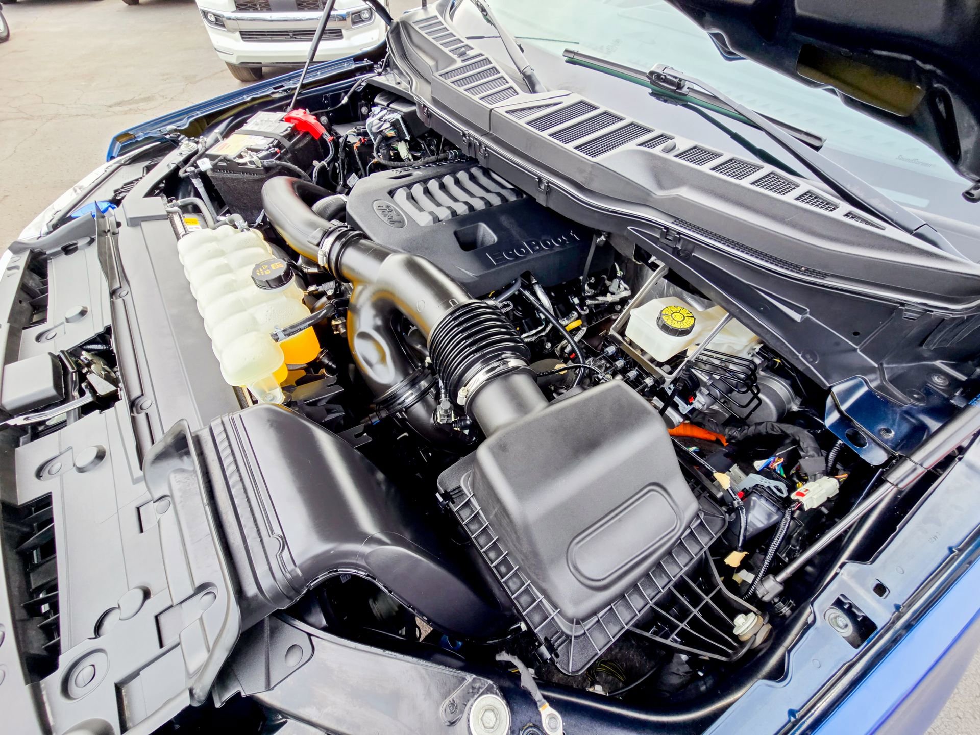 Used 2023 Ford F150 XLT w/ Trailer Tow Package image 40