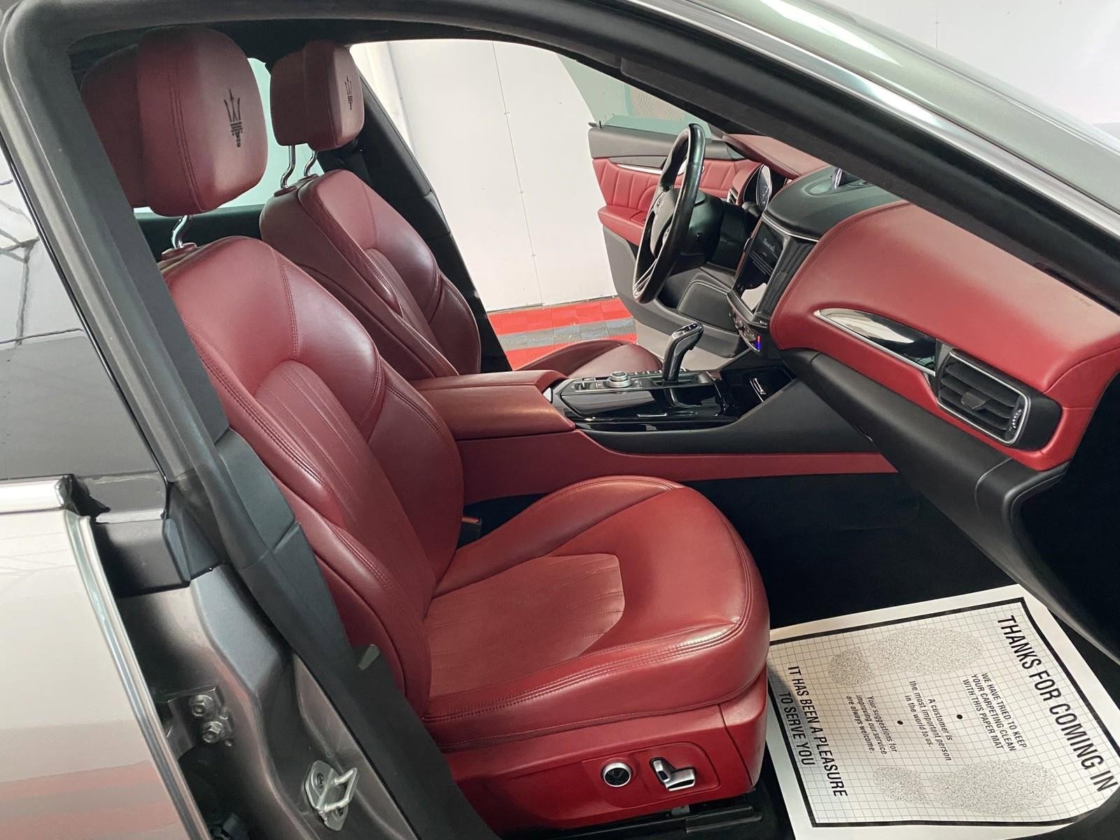 Used 2021 Maserati Levante image 9