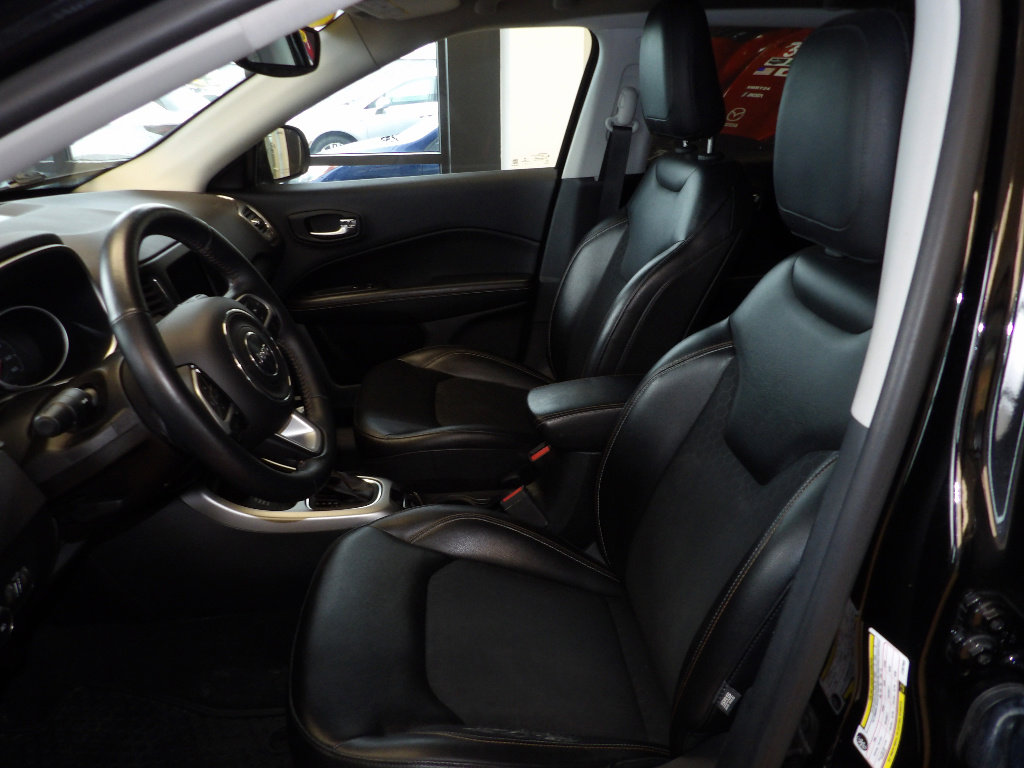 Used 2018 Jeep Compass Latitude w/ Popular Equipment Group AWD/4WD image 25