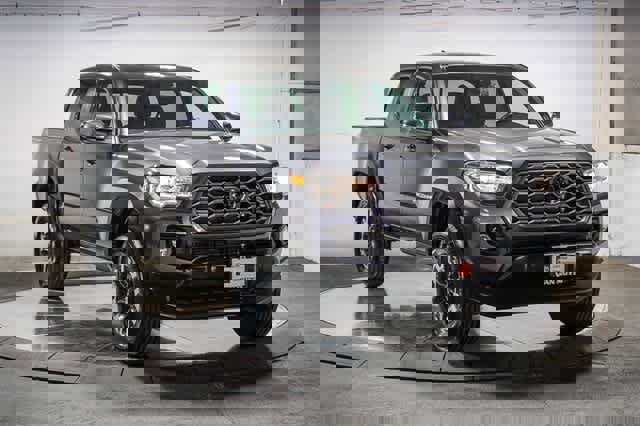 Certified 2023 Toyota Tacoma TRD Off-Road image 6