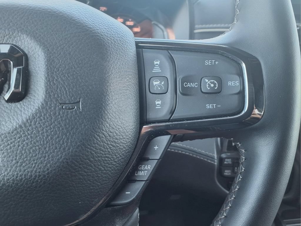 Used 2024 RAM 1500 Limited AWD/4WD image 33
