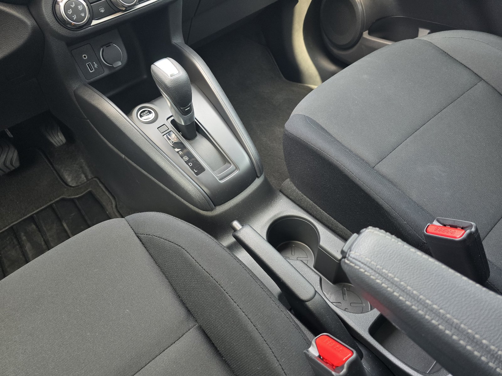 Used 2025 Nissan Kicks Play S FWD image 17