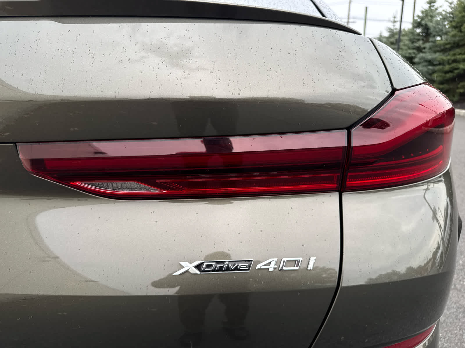 Used 2022 BMW X6 xDrive40i w/ Executive Package AWD/4WD image 35