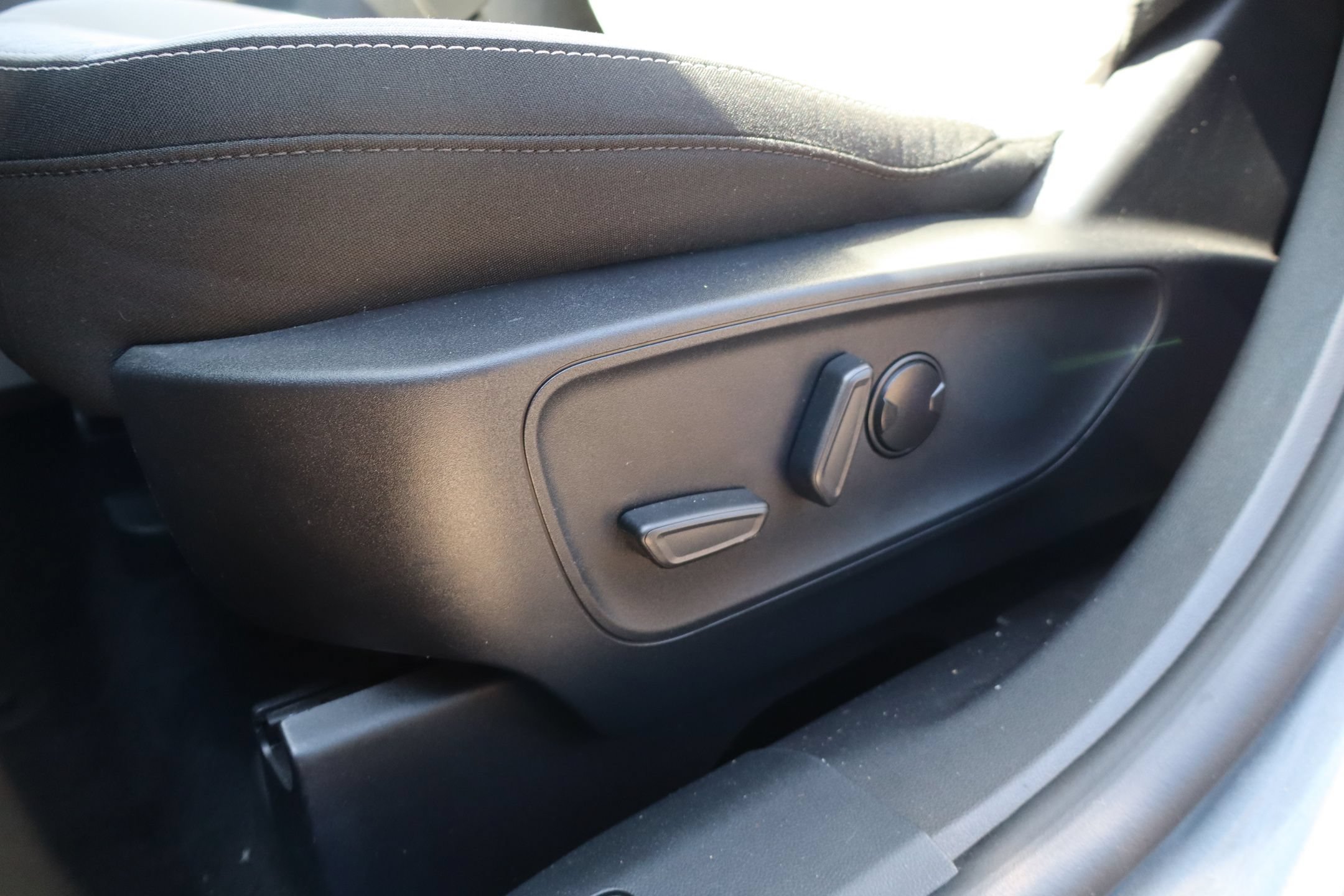 Used 2024 Ford Escape Active FWD image 13