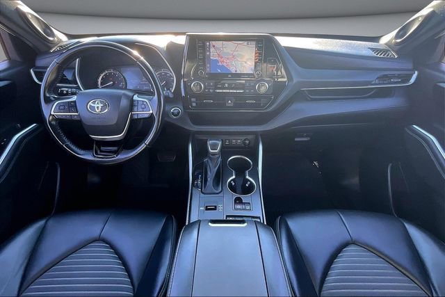 Used 2022 Toyota Highlander XSE image 7