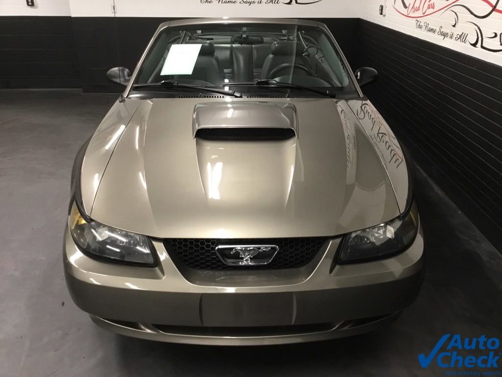 Used 2001 Ford Mustang GT image 4