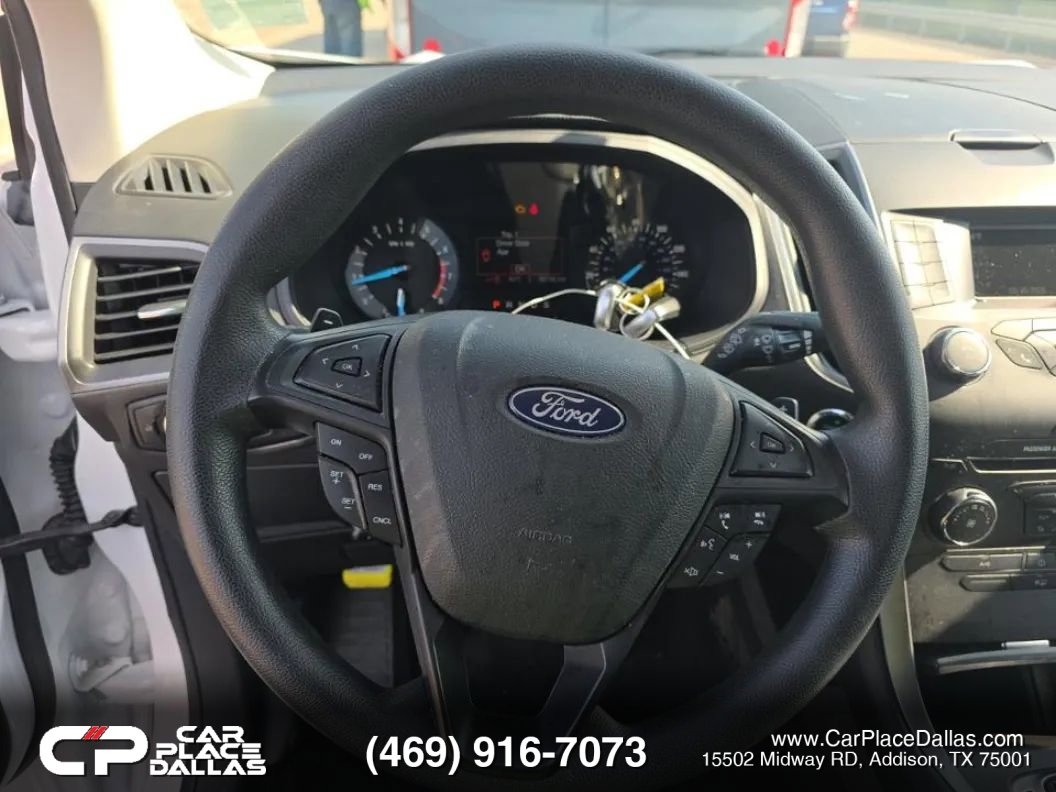 Used 2018 Ford Edge SE FWD image 18