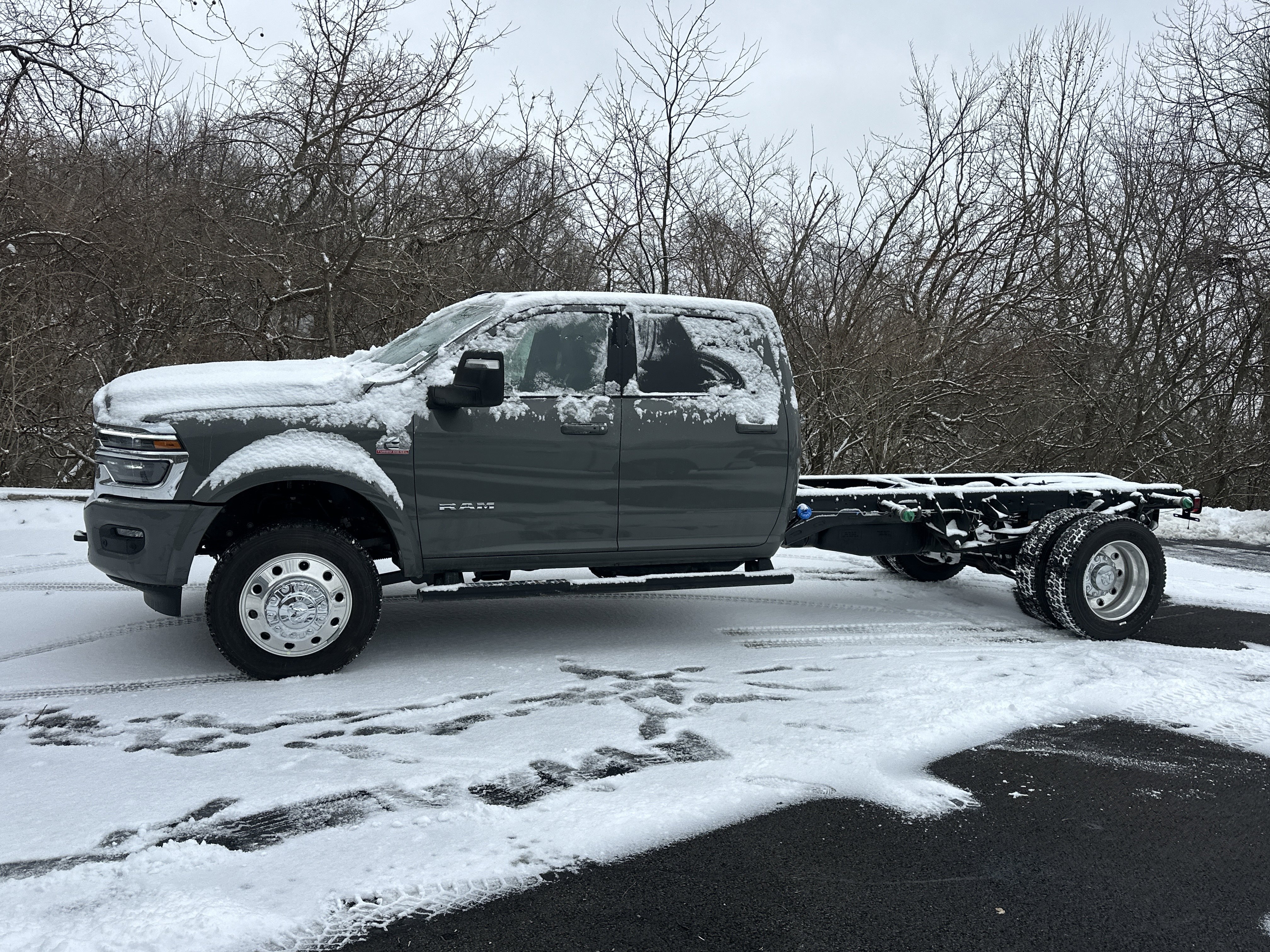 New 2026 RAM 5500 Laramie w/ Laramie Trim Package image 24