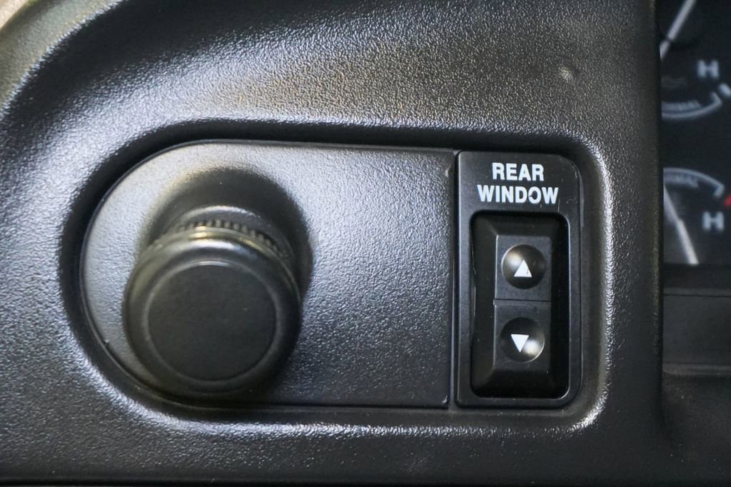 Used 1992 Ford Bronco Eddie Bauer image 34