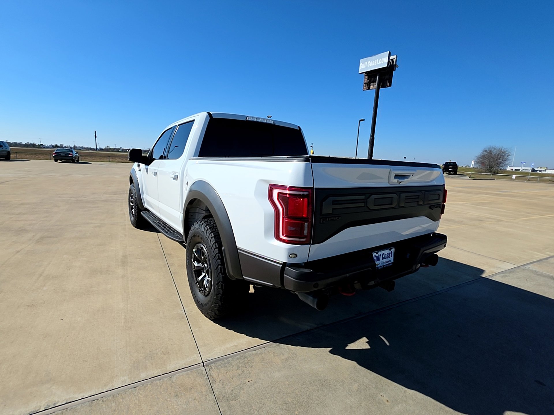 Used 2019 Ford F150 Raptor w/ Equipment Group 802A Luxury image 9