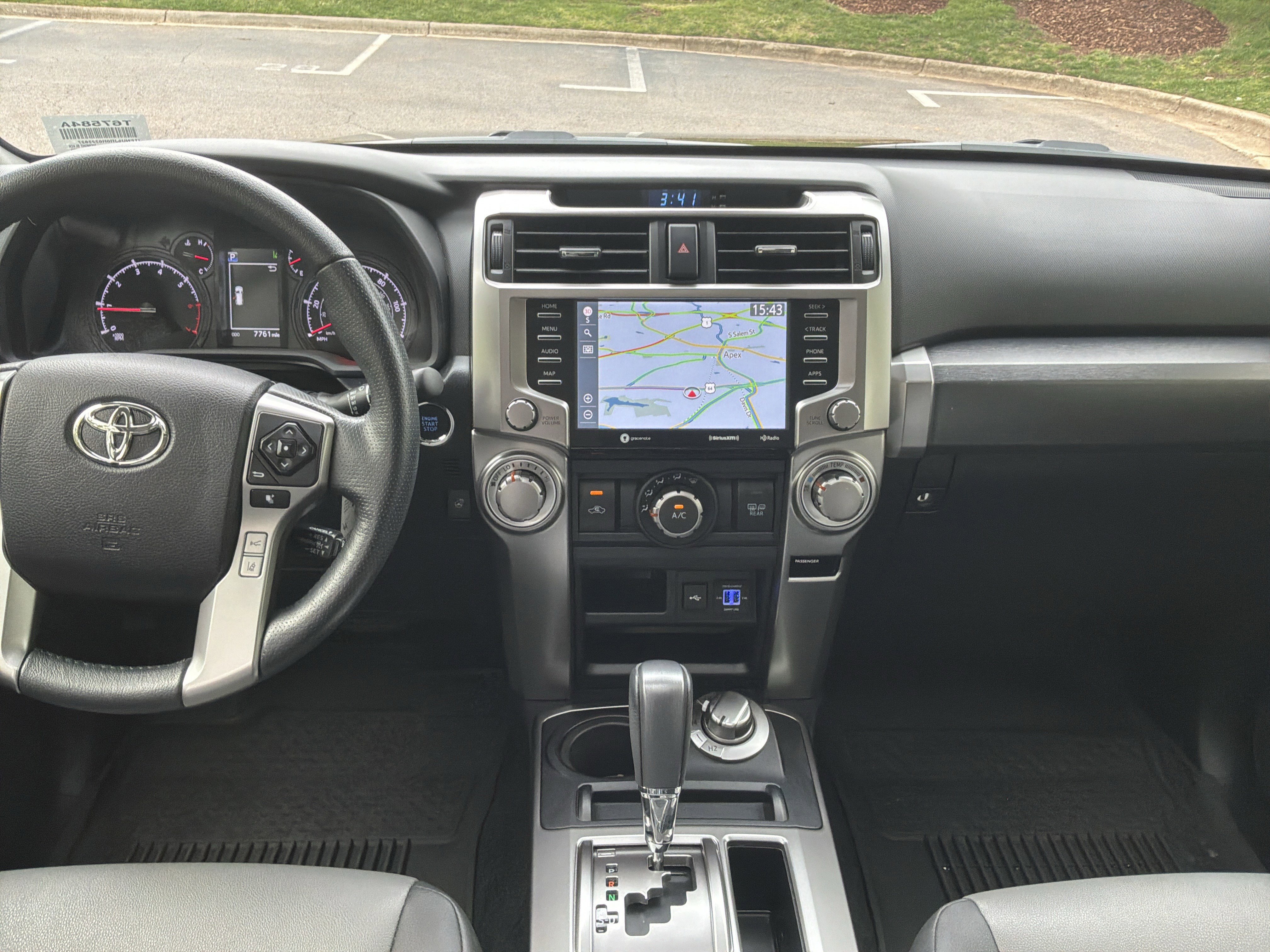 Used 2024 Toyota 4Runner SR5 Premium w/ Moonroof Package AWD/4WD image 29