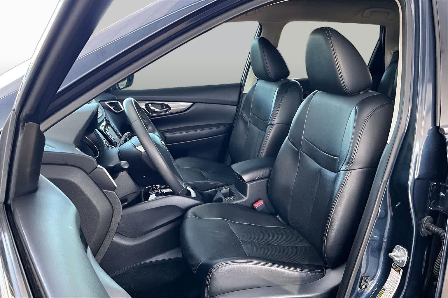 Used 2015 Nissan Rogue SL FWD image 8