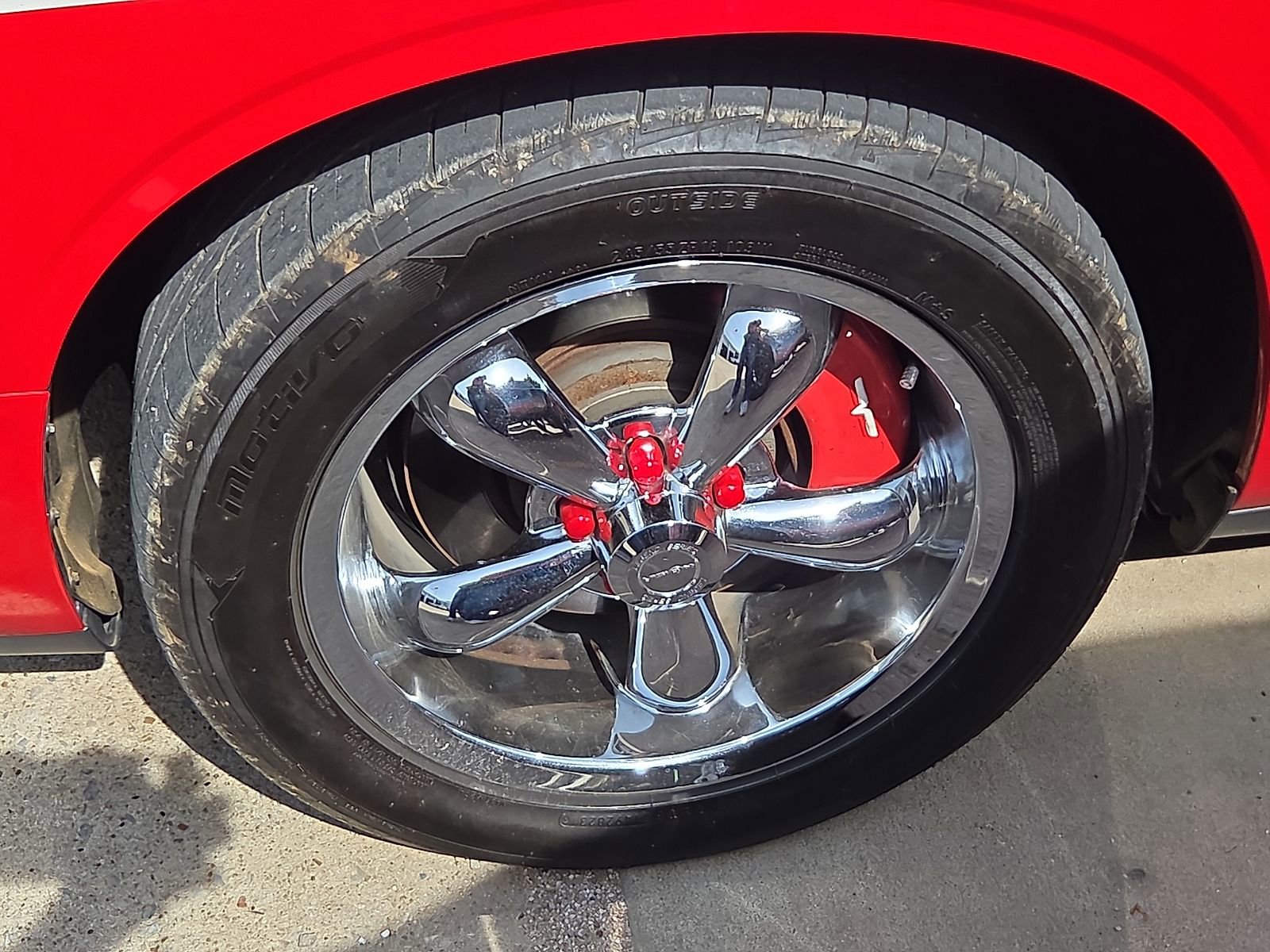 Used 2015 Dodge Challenger R/T Plus RWD image 5