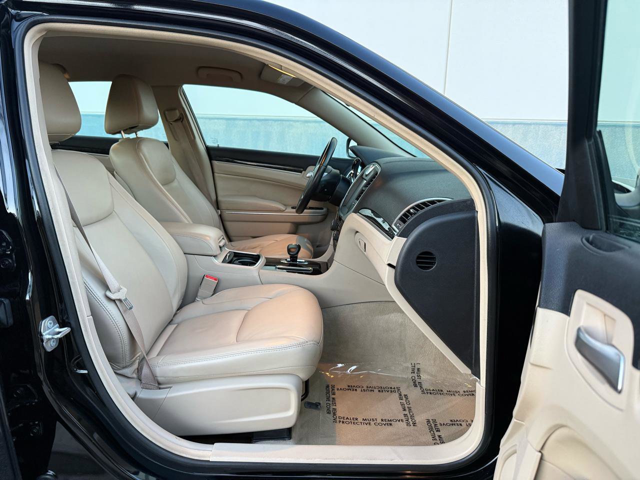 Used 2014 Chrysler 300 image 20