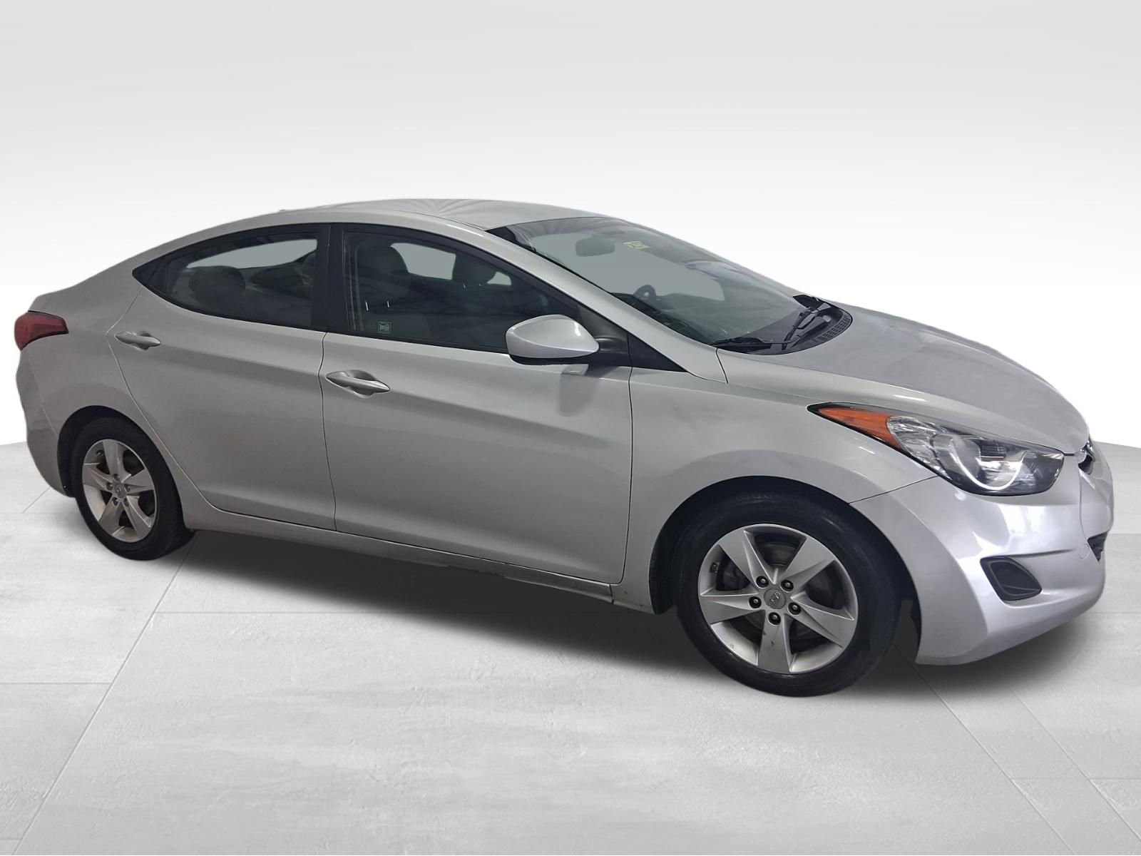 Used 2011 Hyundai Elantra GLS w/ Preferred Equipment Pkg 3 image 3