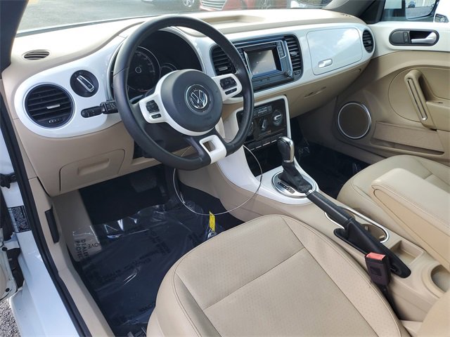 Used 2019 Volkswagen Beetle 2.0T S image 8