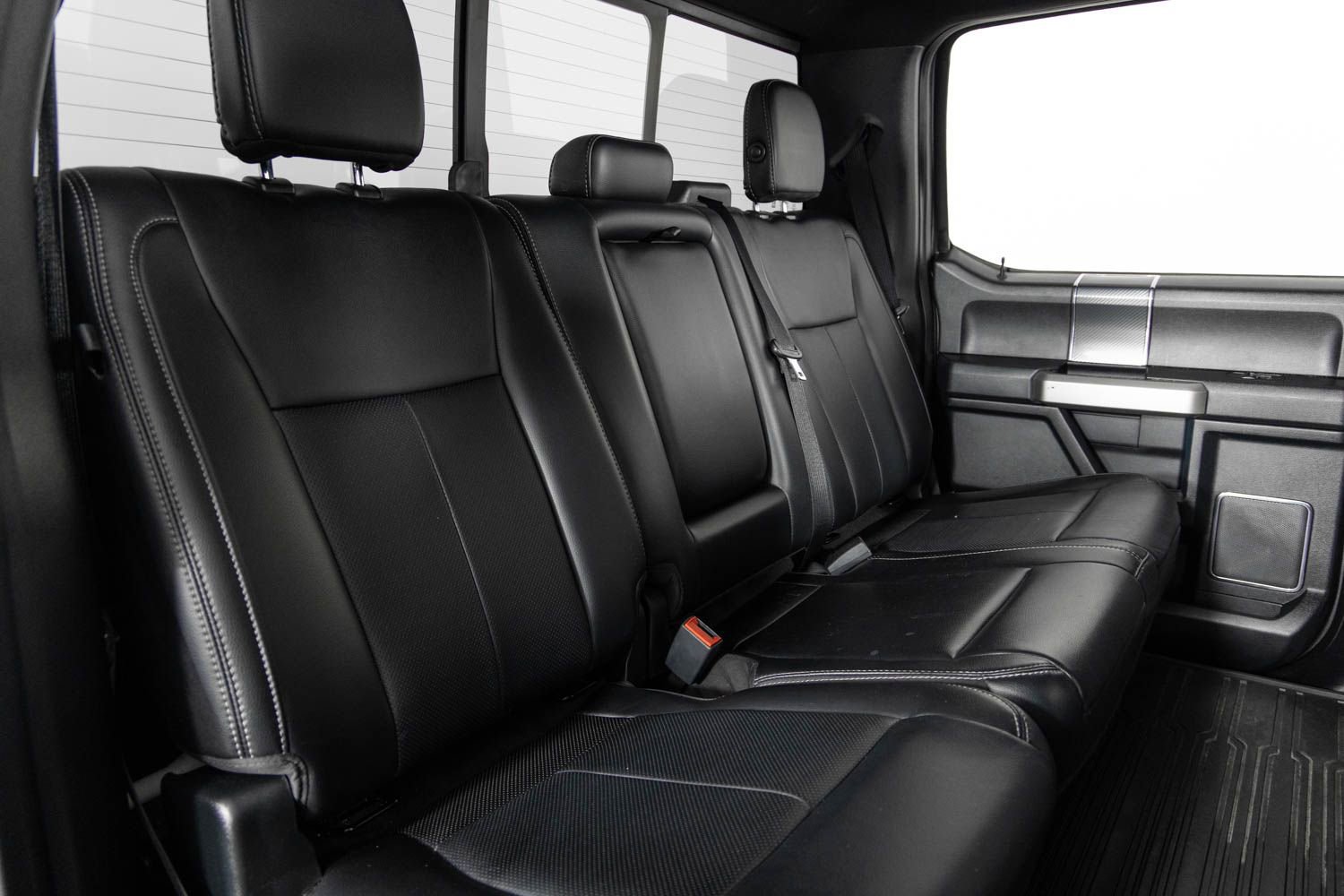 Used 2019 Ford F150 Lariat w/ Equipment Group 502A Luxury image 23